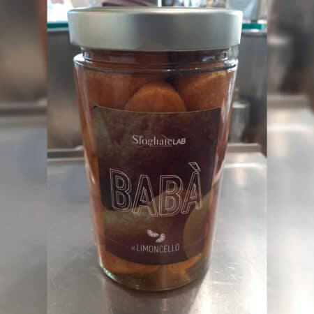 Babà in barattolo grande